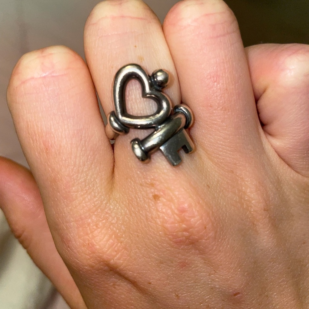 james avery key to my heart ring sz6
